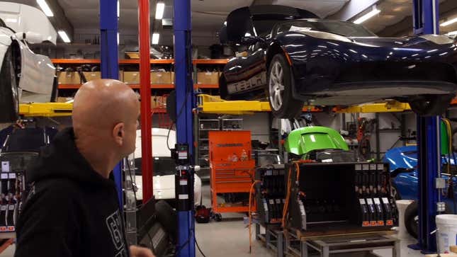 Image for article titled EVs From A Decade Ago Are Dying An Early Death, But They Don't Have To