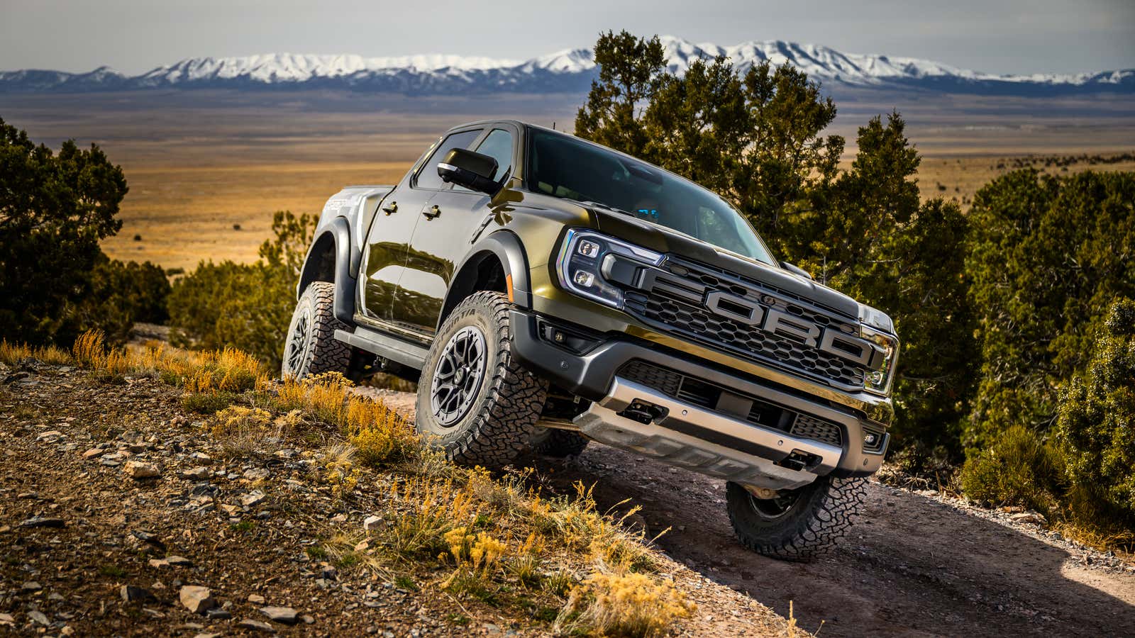 The 2024 Ford Ranger Raptor Is Exactly What You Want It To Be